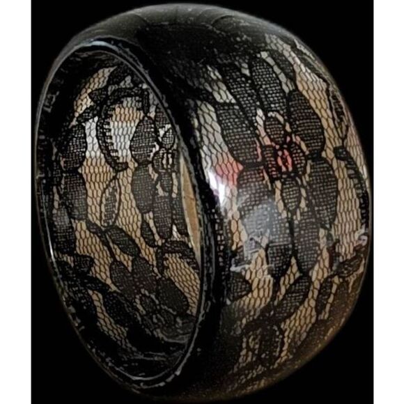 Pretty Unique Acrylic Black Fishnet Lace Design Wide Bangle Bracelet - Picture 2 of 2